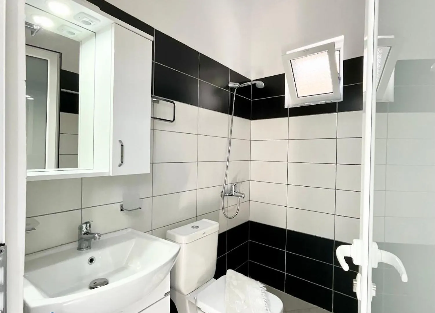 The Little House Ksamil Apartment Albania