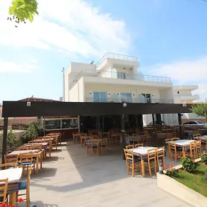 Apartament Moonshine, Ksamil